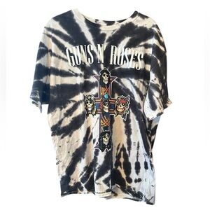 Urban Outfitters Guns N’ Roses Tie Dye Graphic‎ Tee L Black & White